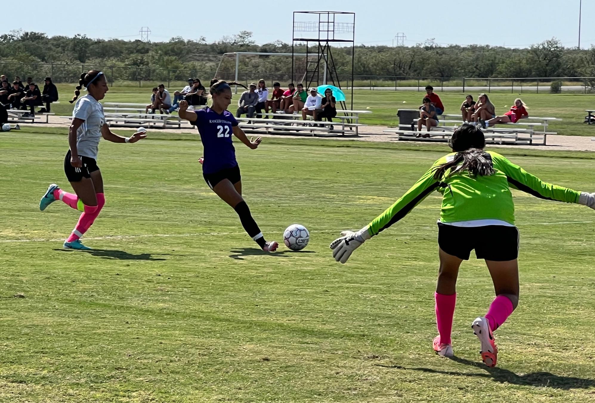 Lady Rangers move closer to record with win over WTC