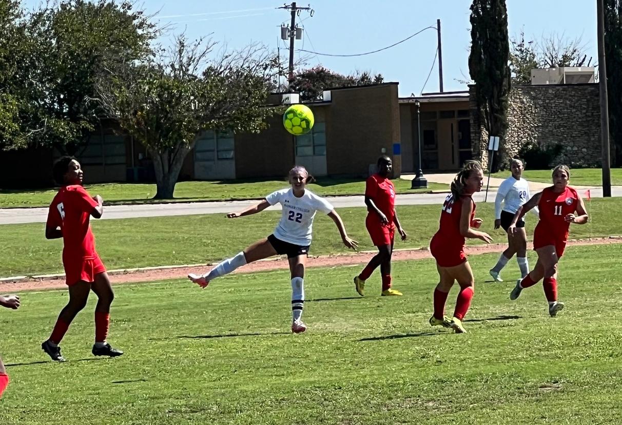 Lady Rangers drop close game to Hill